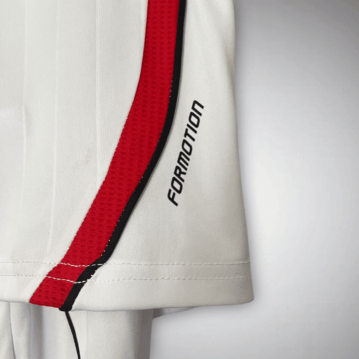 06/07 AC Milan Away Kids Size Kit from FootballPrestige.club - Premium Football Kits