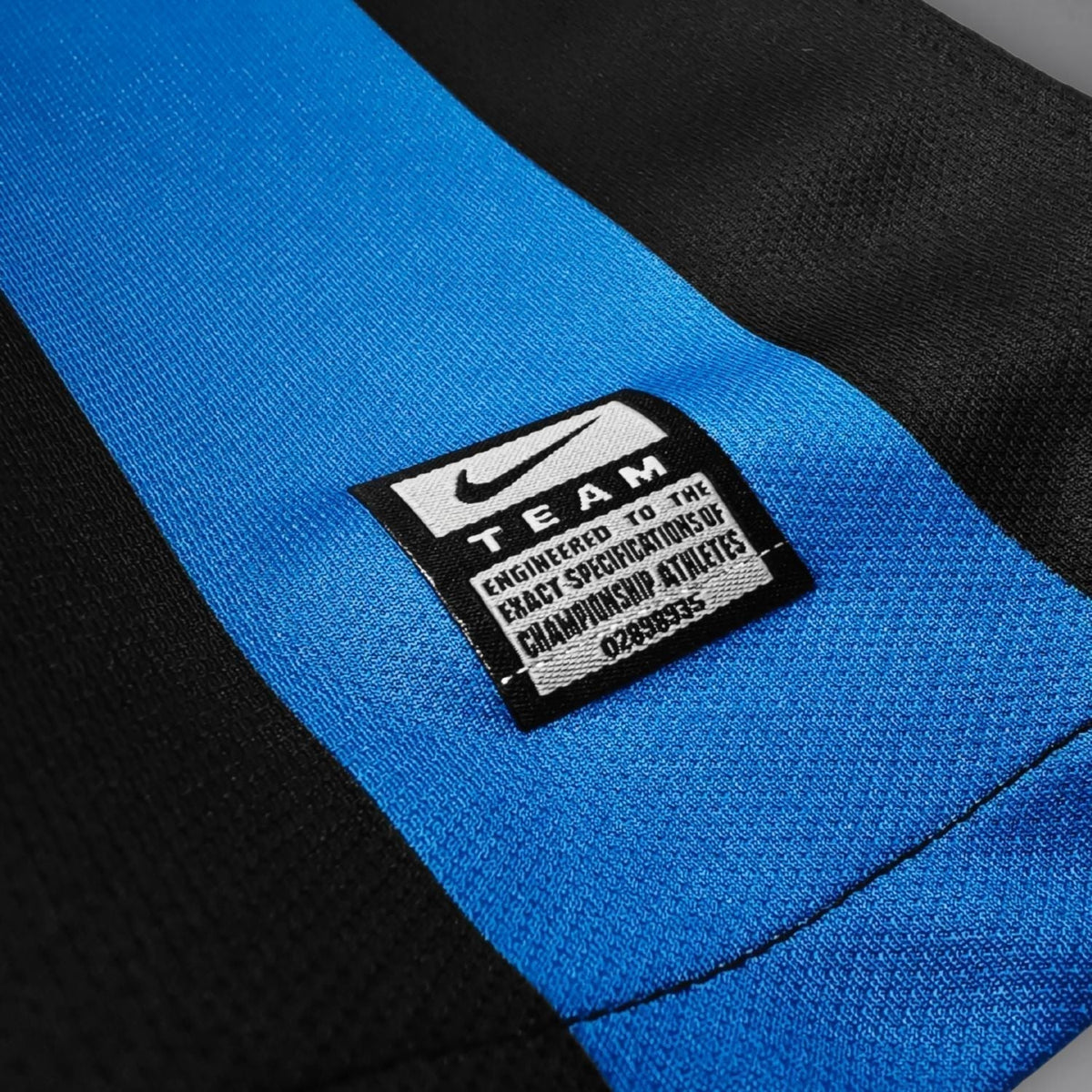 09/10 Inter Milan Home Kit from FootballPrestige.club - Premium Football Kits