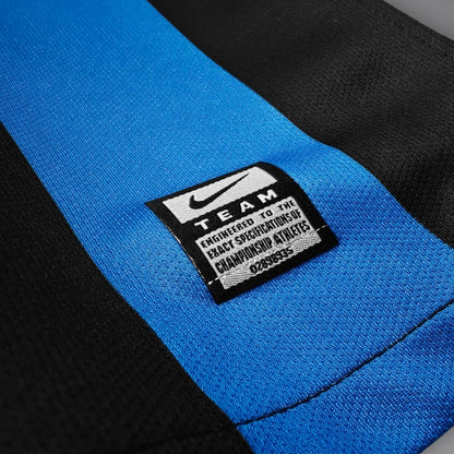 09/10 Inter Milan Home Kit from FootballPrestige.club - Premium Football Kits