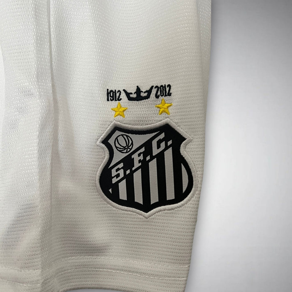12/13 Santos FC Home Kids Size Kit from FootballPrestige.club - Premium Football Kits