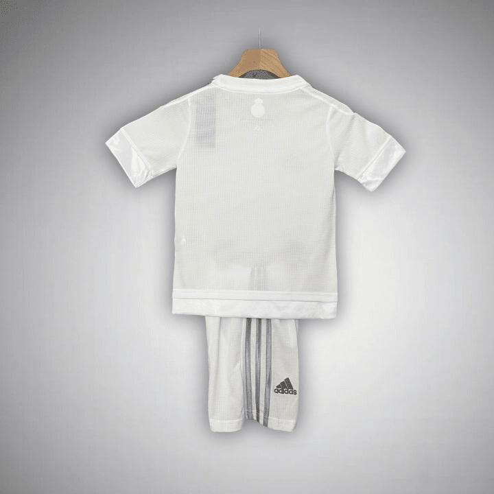 15/16 Real Madrid Home Kids Size Kit from FootballPrestige.club - Premium Football Kits
