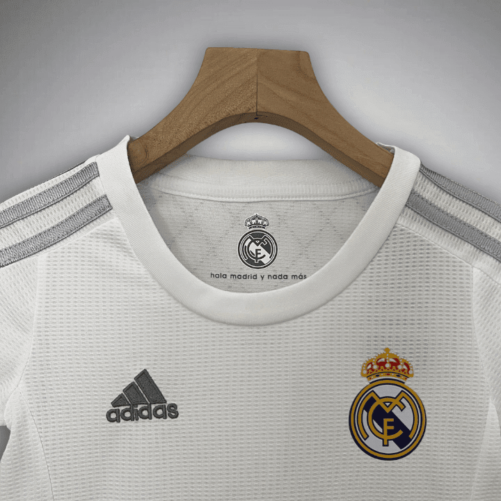 15/16 Real Madrid Home Kids Size Kit from FootballPrestige.club - Premium Football Kits