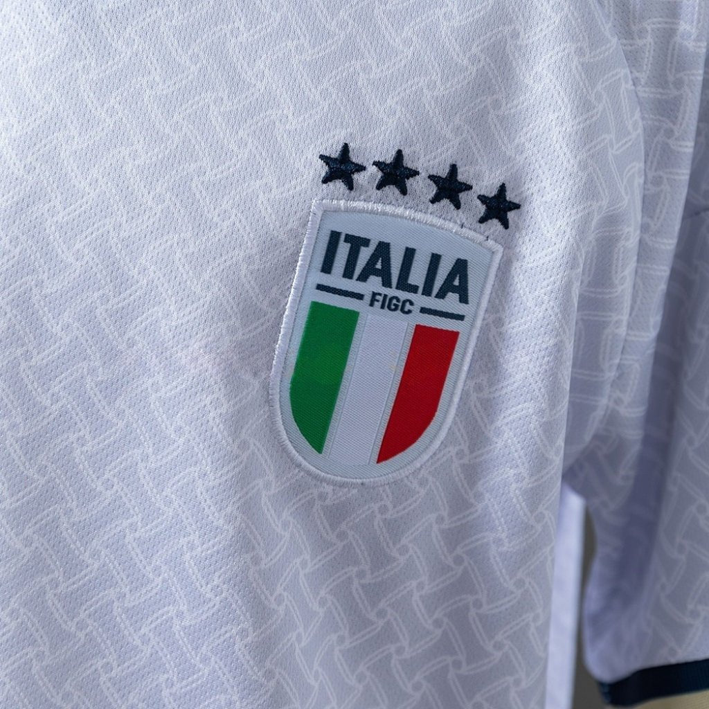 2026 Italy Away Kids Size Kit from FootballPrestige.club - Premium Football Kits