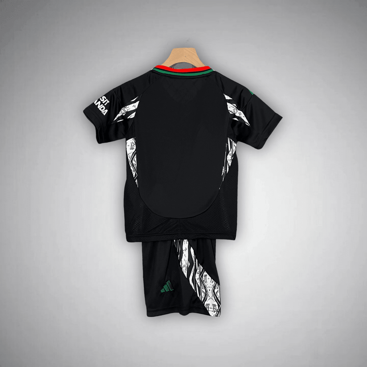 24/25 Arsenal Away Kids Size Kit from FootballPrestige.club - Premium Football Kits