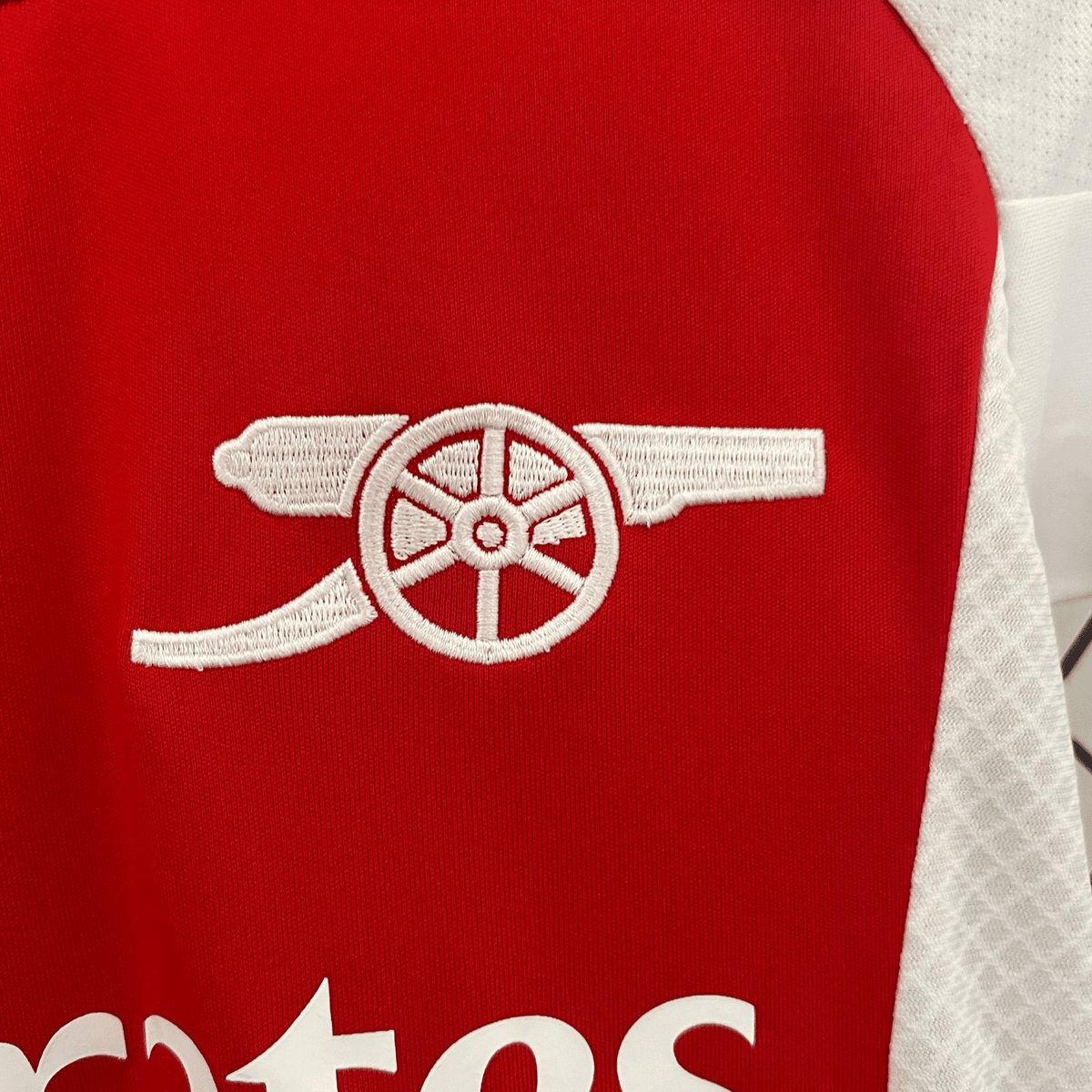 24/25 Arsenal Home Kids Size Kit from FootballPrestige.club - Premium Football Kits