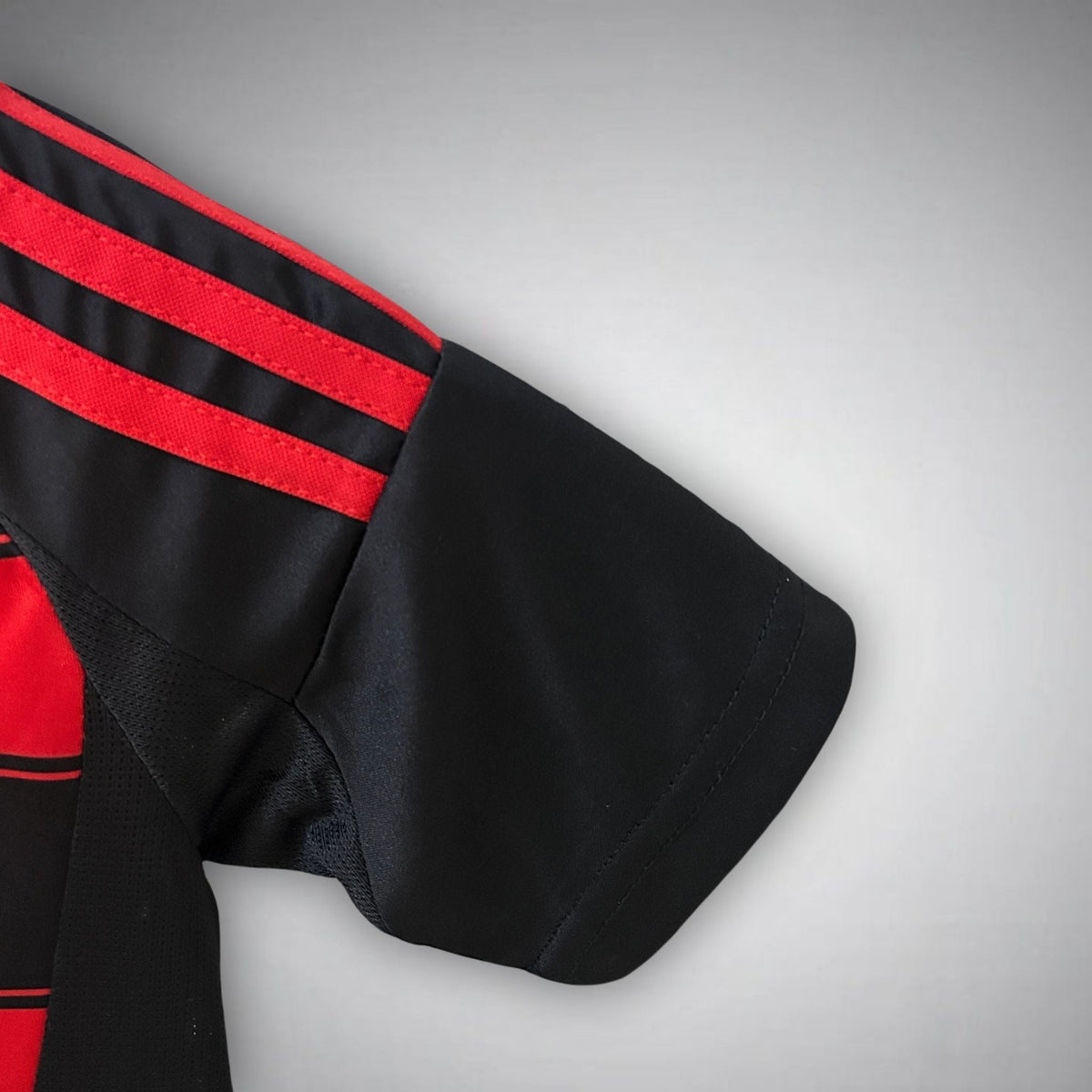 25/26 Flamengo Home Kids Size Kit from FootballPrestige.club - Premium Football Kits