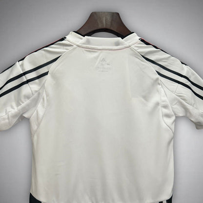 25/26 Juventus Home Kids Size Kit from FootballPrestige.club - Premium Football Kits