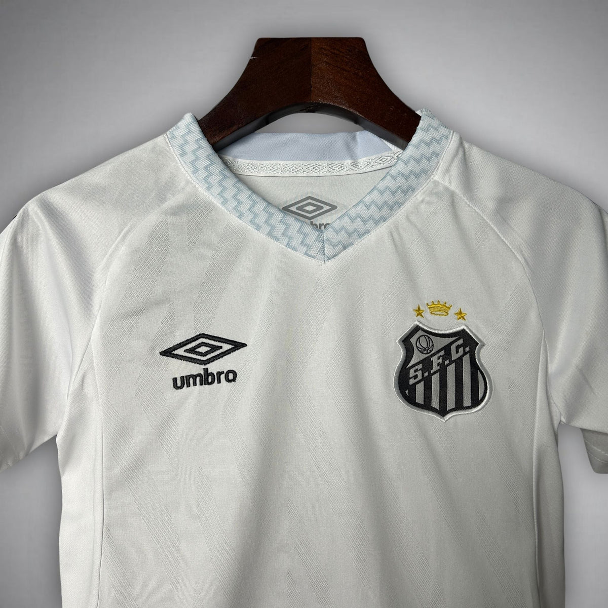 25/26 Santos FC Home Kids Size Kit from FootballPrestige.club - Premium Football Kits
