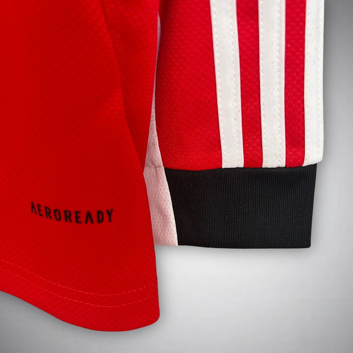 25/26 SL Benfica Home Long Sleeve Kit from FootballPrestige.club - Premium Football Kits