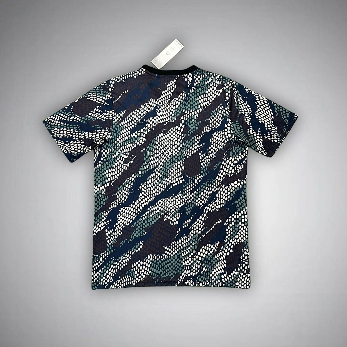 Arsenal "Serpent Strike" Premium Kit from FootballPrestige.club - Premium Football Kits